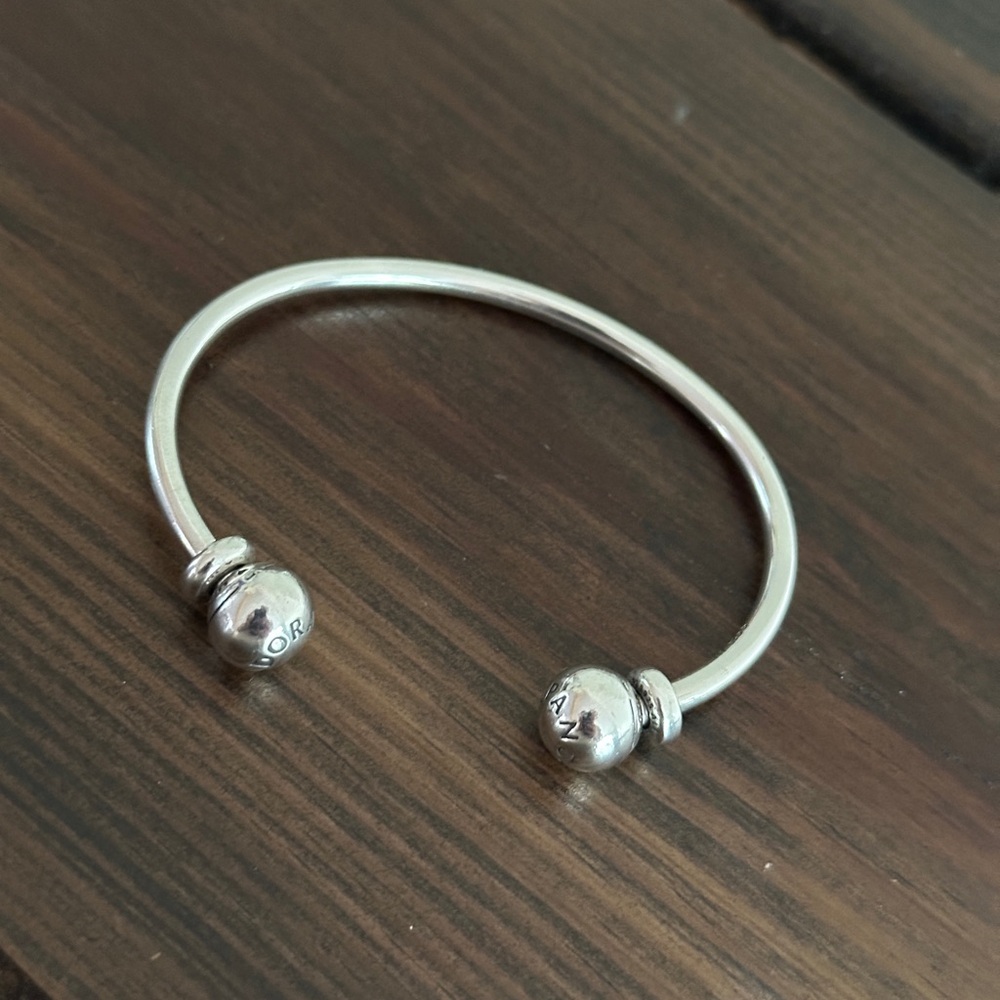 Elegant Pandora Bangle Bracelet